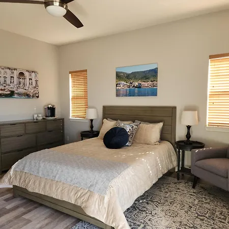 Elegant Suite With Stunning Vineyard Views Plymouth Extérieur photo