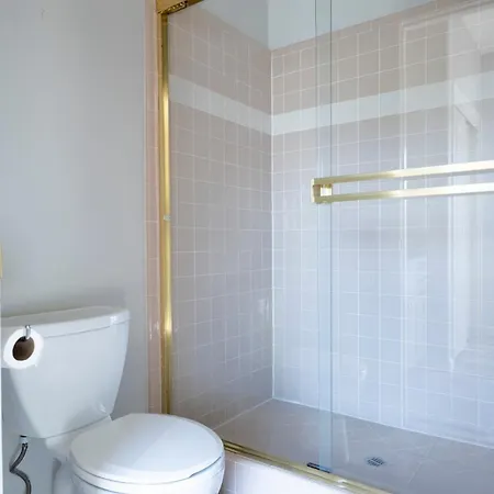 Elegant Suite With Stunning Vineyard Views Plymouth Extérieur photo