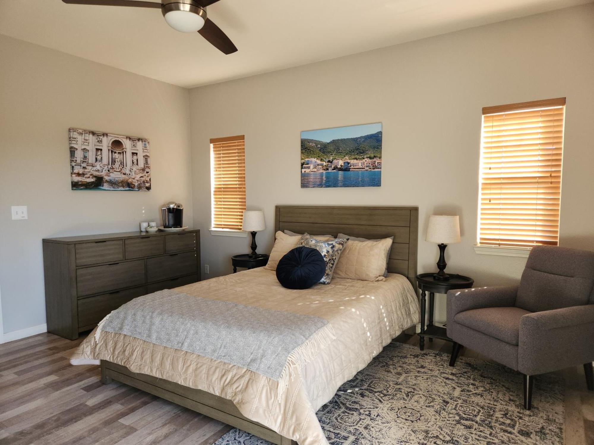 Elegant With Stunning Vineyard Views Séjour chez l'habitant *